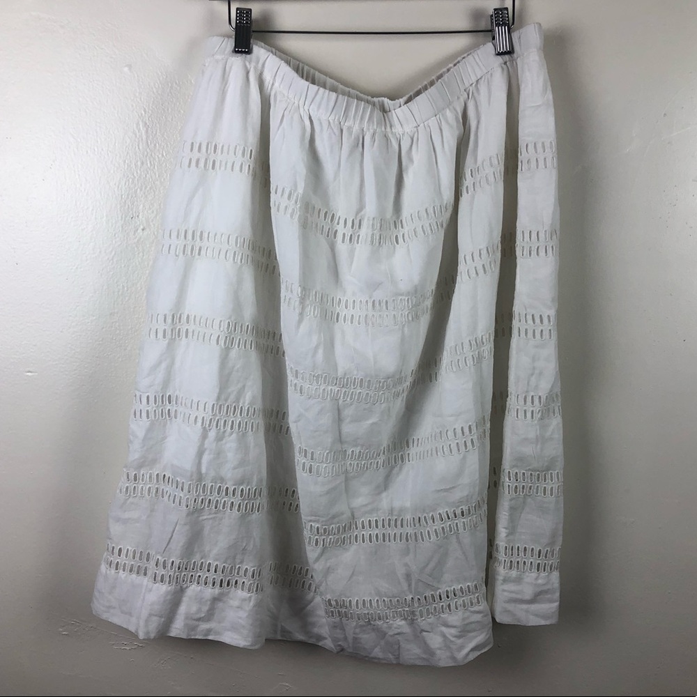 ✨Gap Boho Chic White Skirt✨ - Picture 4 of 5